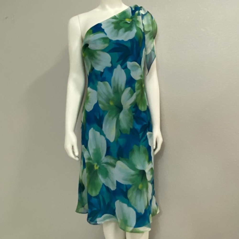 Mica One Shoulder Floral Dress